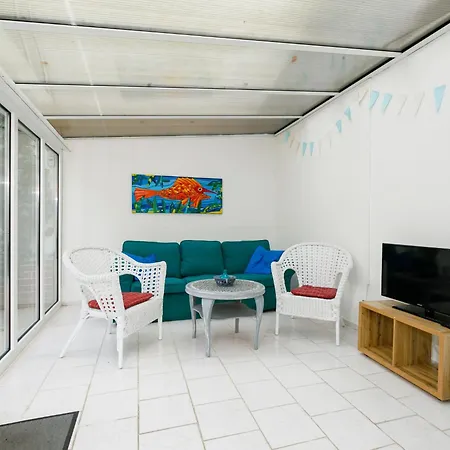 Usedomer Seekiste By Interhome * Zinnowitz